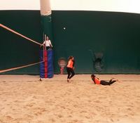 campi-sportivi-beach-volley-azione-di-gioco